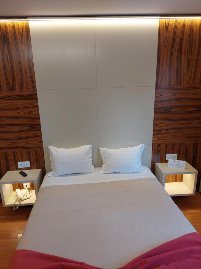 Hotel Amadora Palace Zewnętrze zdjęcie